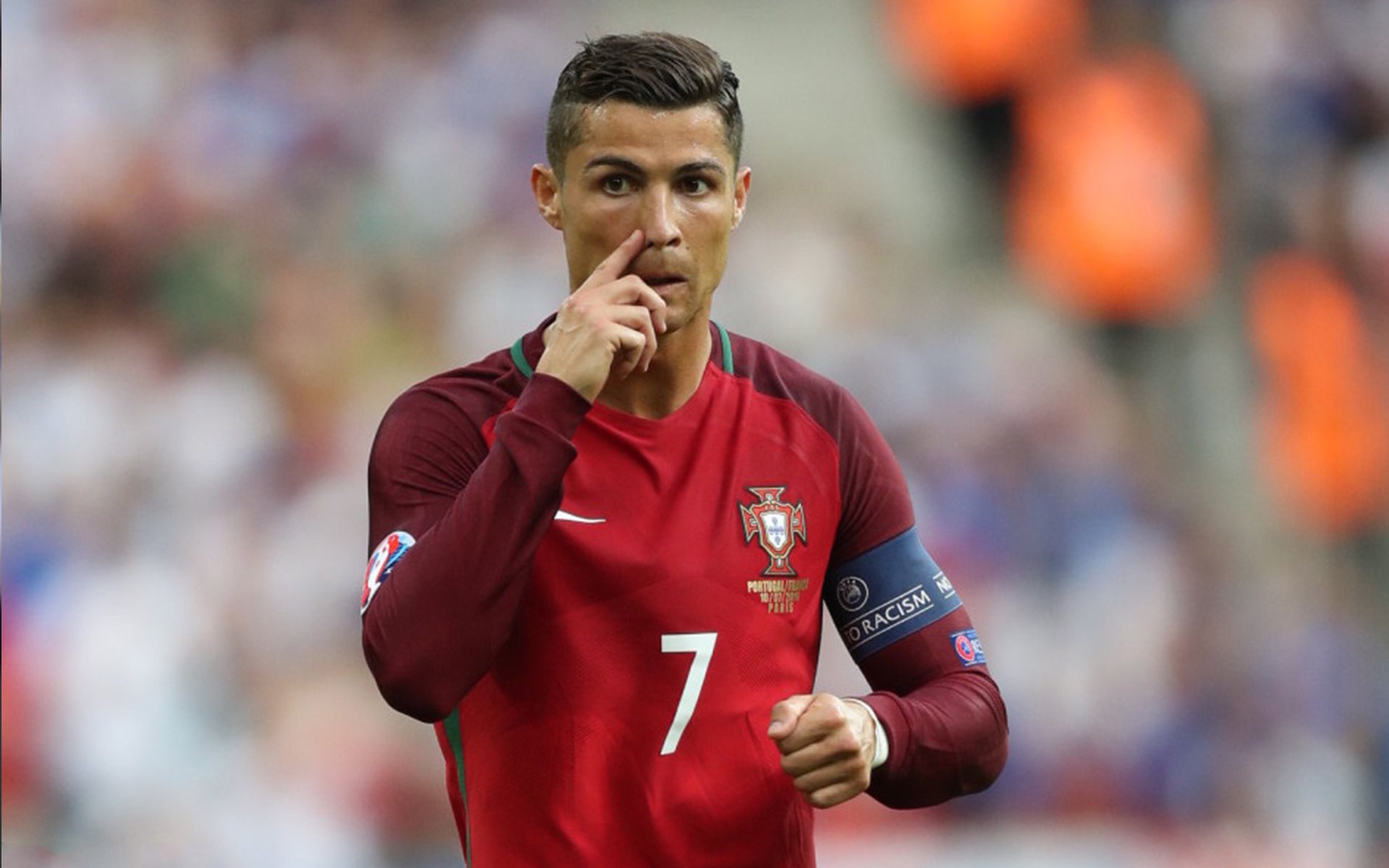 绿茵场外的国家德比,当西甲焦点战遇上中国足球的洪都拉斯突围